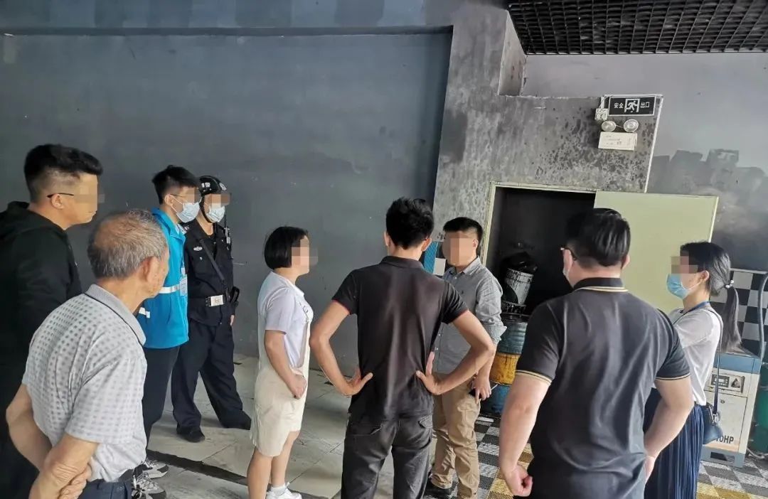 廢機油屬于危險廢物！一汽車公司交給無證經營者處置最少罰60萬元！新固廢法時代危廢倉庫建設參考標準！不想被罰趕緊看！